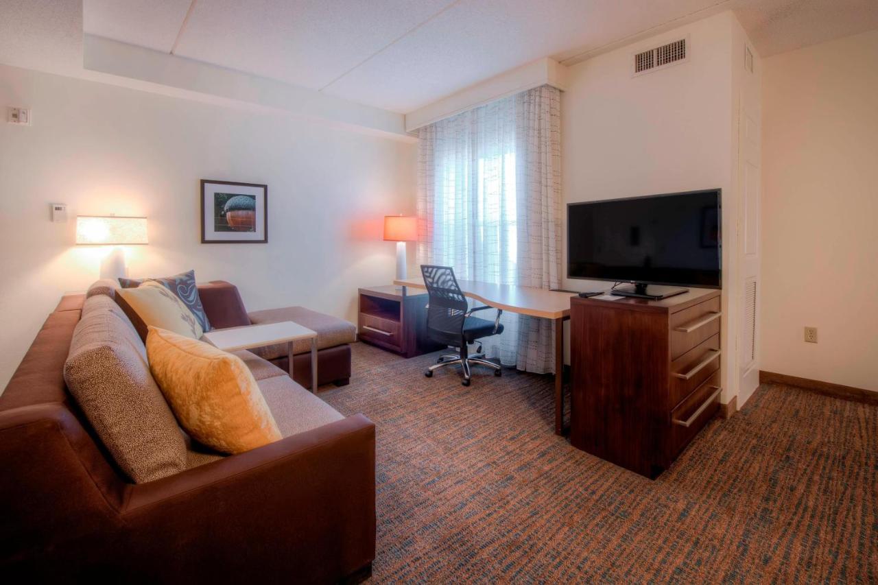 Residence Inn By Marriott Raleigh Crabtree Valley Экстерьер фото
