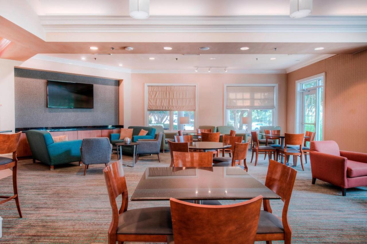 Residence Inn By Marriott Raleigh Crabtree Valley Экстерьер фото