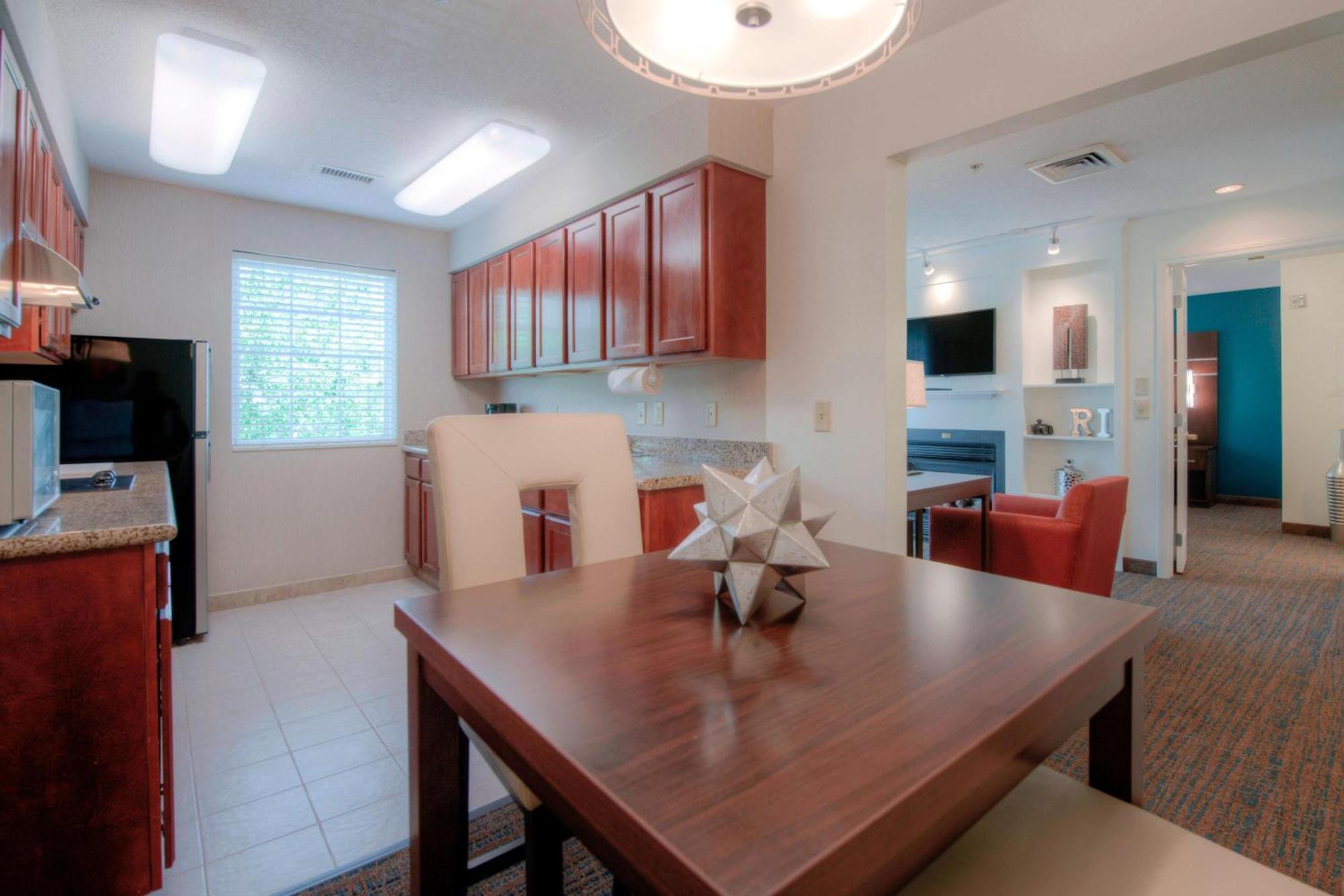 Residence Inn By Marriott Raleigh Crabtree Valley Экстерьер фото
