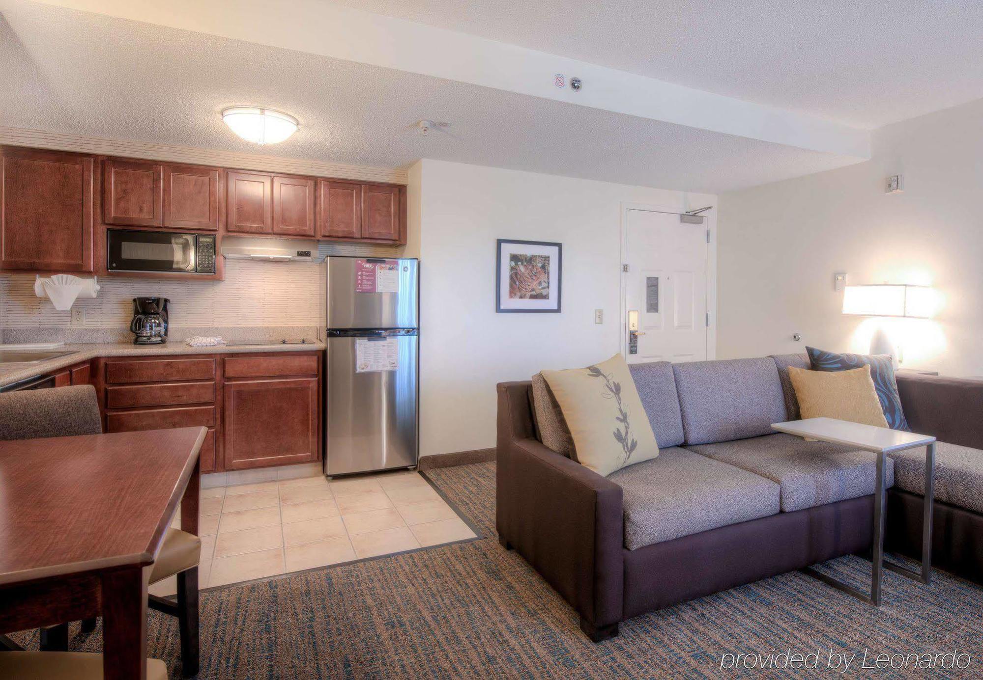 Residence Inn By Marriott Raleigh Crabtree Valley Экстерьер фото