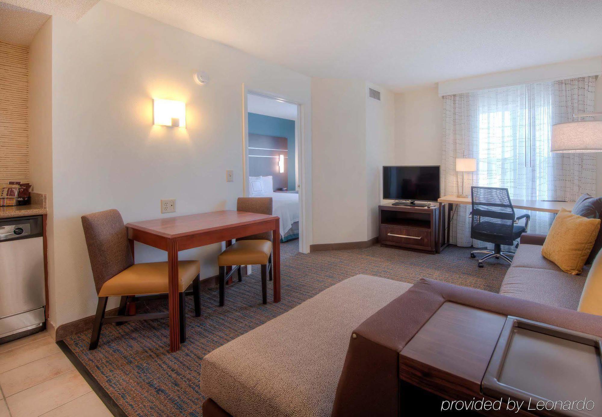 Residence Inn By Marriott Raleigh Crabtree Valley Экстерьер фото