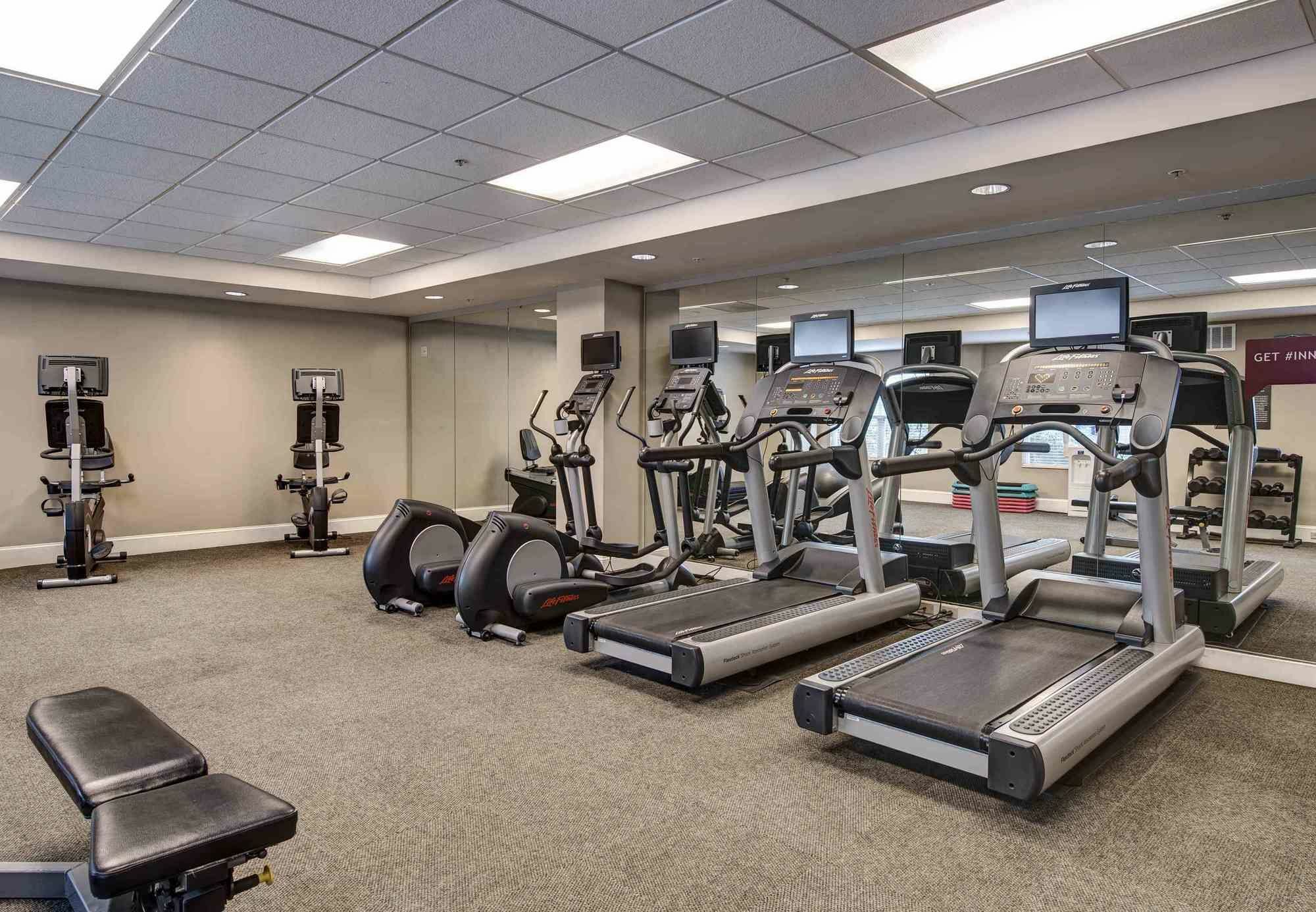 Residence Inn By Marriott Raleigh Crabtree Valley Экстерьер фото